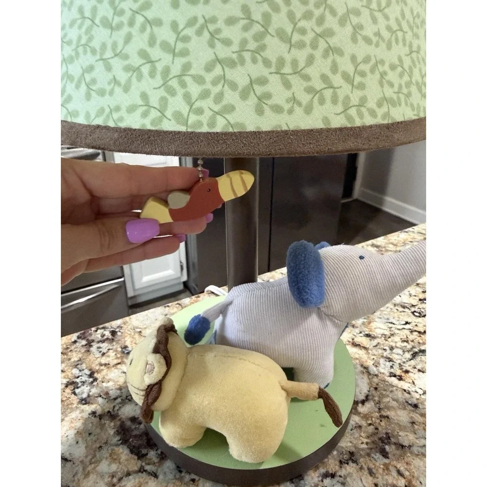 Carter's Children's Nursery Lamp Elephant And Lion